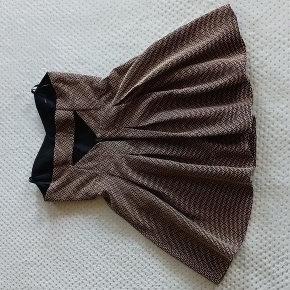 BCBG cute strapless mini peplum Party dress with keyhole back - Picture 3 of 13